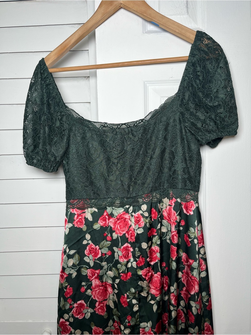 Altar'd State Floral Print Midi Dress Lace Bodice Short Sleeve Size M - Picture 11 of 17